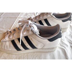 Adidas Superstar Sneakers Women’s Size 5.5 White Black Shoes